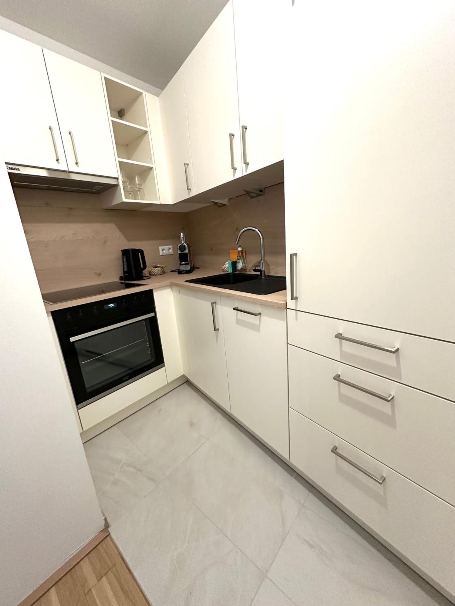 Coho City Apartments Mit Hauseigener Tiefgarage Viyana Dış mekan fotoğraf